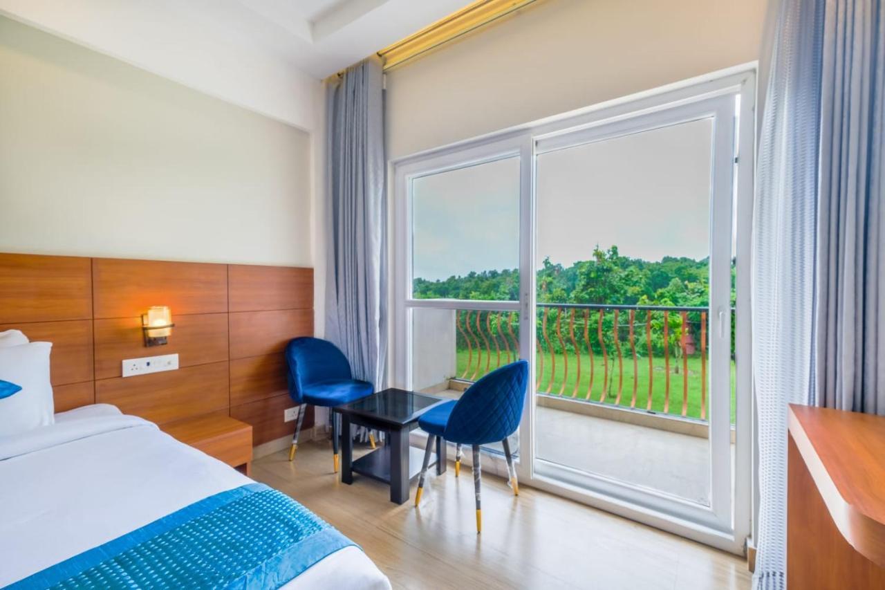 Aar Resort & Spa Jhājra Exteriör bild